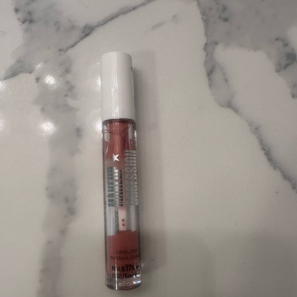 Makeup Obsession London Matte Lip Gloss in Hooked 0.17 fl oz New